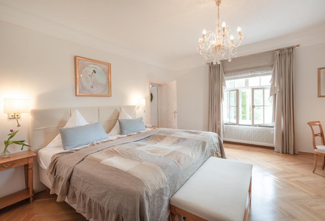 Biohotel Schlossgut Oberambach Dış mekan fotoğraf