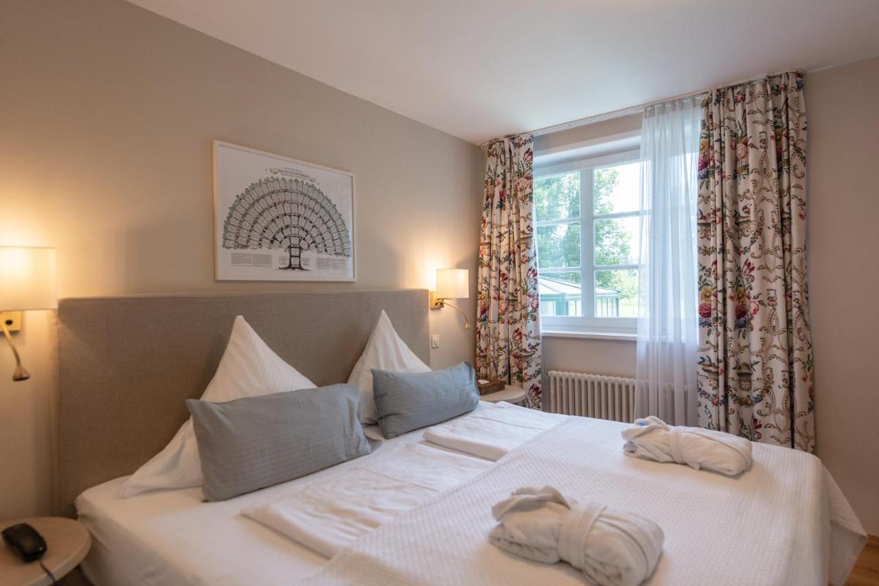 Biohotel Schlossgut Oberambach Dış mekan fotoğraf