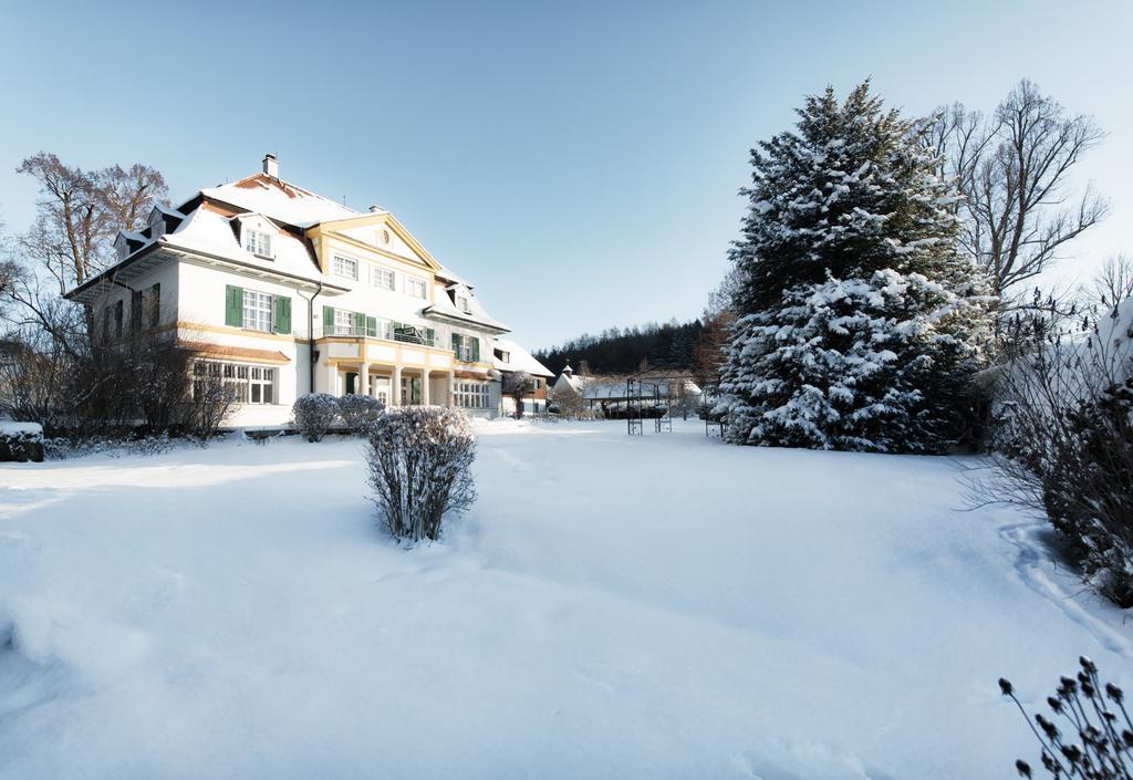 Biohotel Schlossgut Oberambach Dış mekan fotoğraf