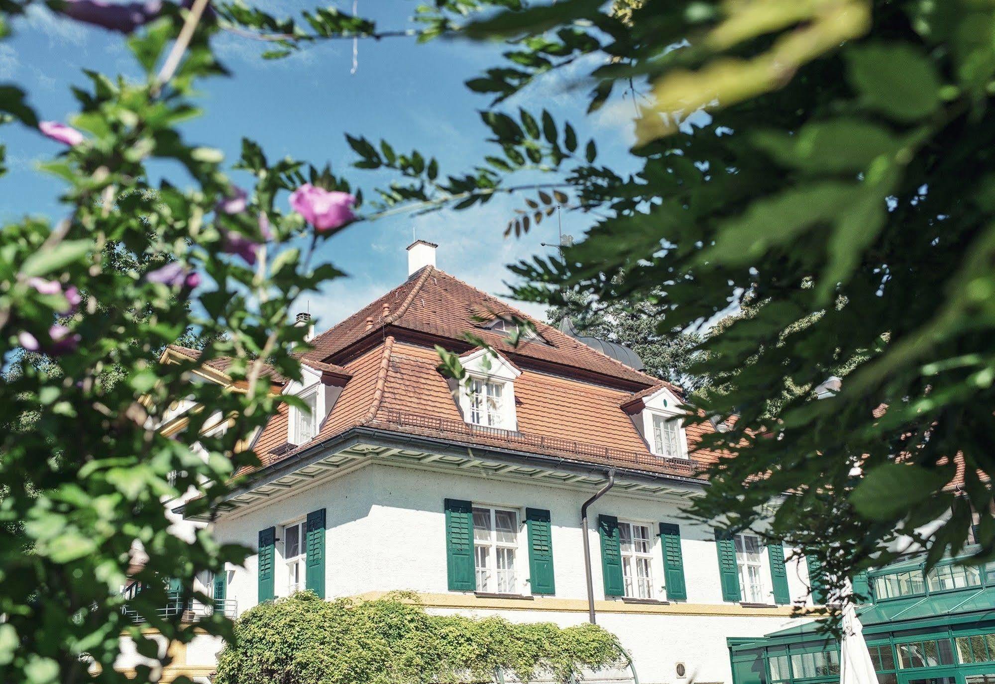 Biohotel Schlossgut Oberambach Dış mekan fotoğraf