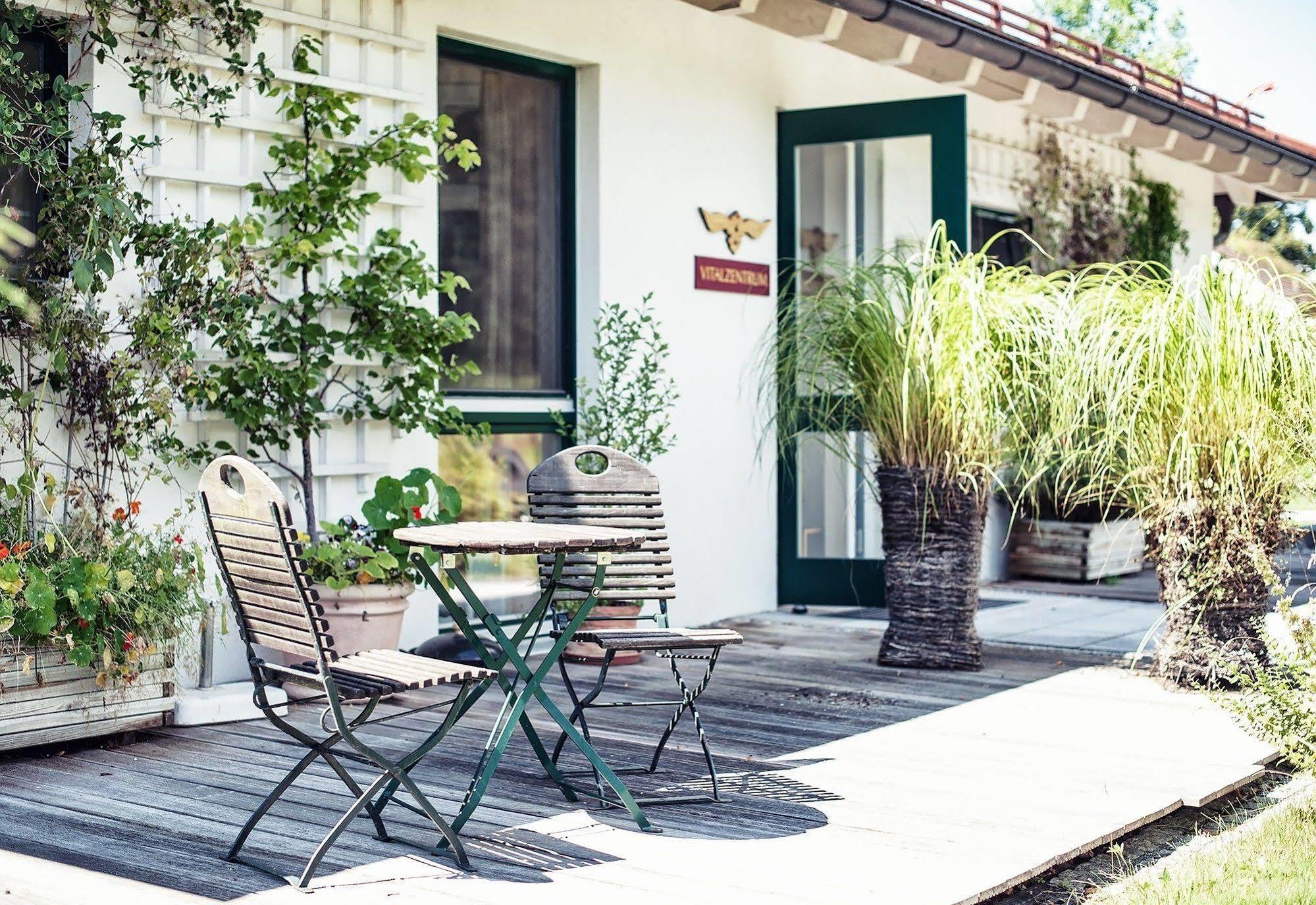 Biohotel Schlossgut Oberambach Dış mekan fotoğraf